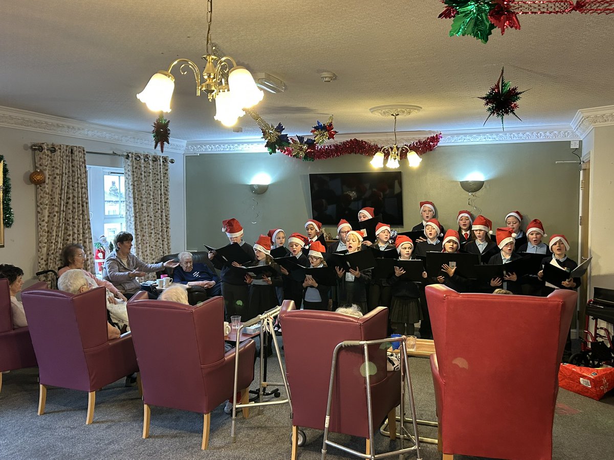 BirstallAcad13's tweet image. Our choir visited Priestley’s Care Home today to share the magic of Christmas through song 🎶❤️ Seeing the residents smile, dance and sing along was truly special. Community, connection, and festive joy at its best. #TogetherAtChristmas #CommunitySpirit