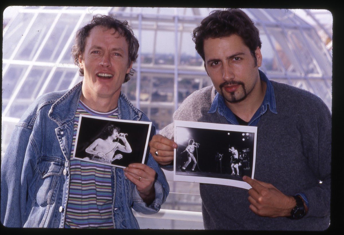 AlexGernandt's tweet image. Throwback... with the one &amp;amp; only #AngusYoung ⁦@acdc⁩ in London.
