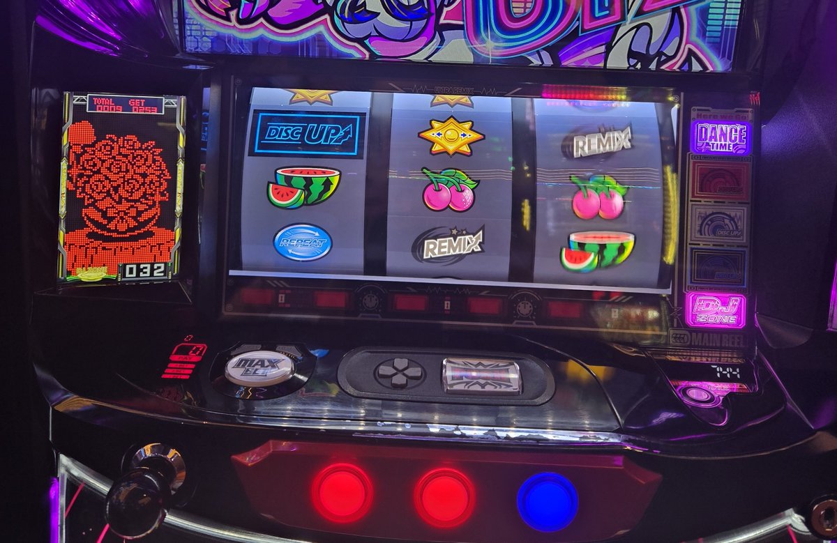 アキひろ tweet media