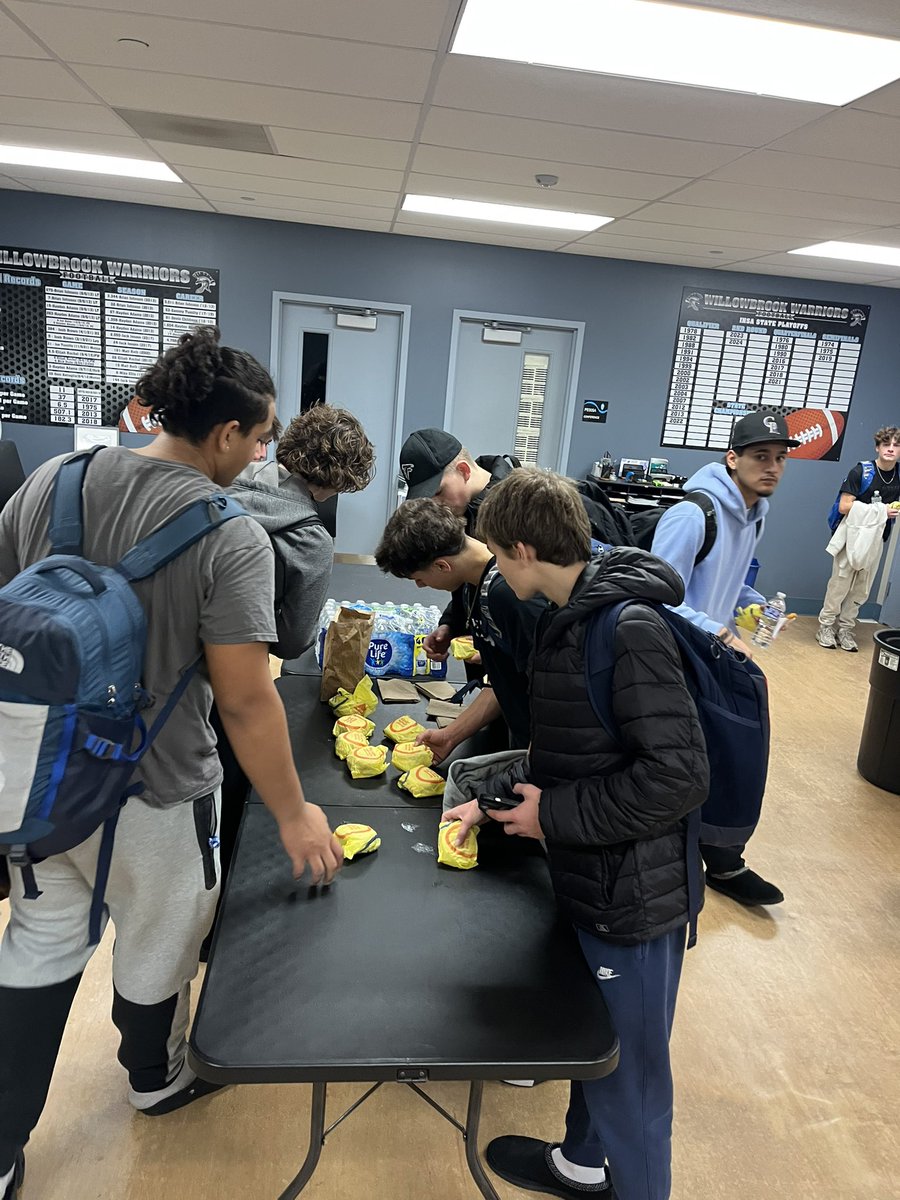 No better way to prep for day 1 of finals! Morning workout and  <a href="/McDonalds/">McDonald's</a>! MtC