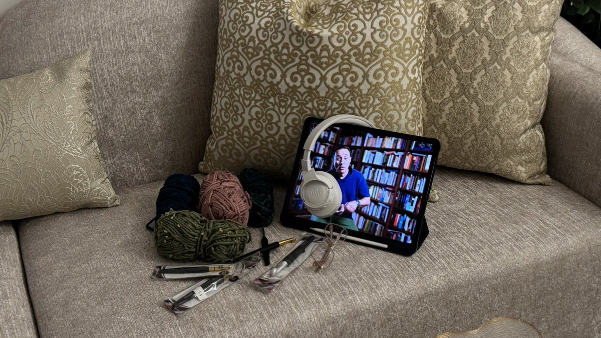 klixiaa's tweet image. أنا // باهتمامات شتى