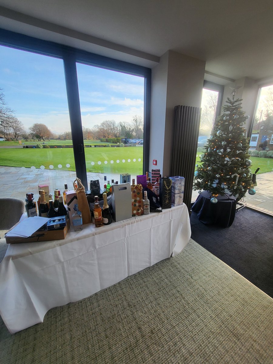 Christmas Fayre is always a joyful occasion! 🎄🎅 
42 points was the winning score, and it was the father and son team of Barry &amp; Daniel who took the spoils! 2nd on countback with 41 points were Martyn Webster &amp; Clive Wicks, pipping Sara Chandran &amp; Michaela Howell into 3rd.