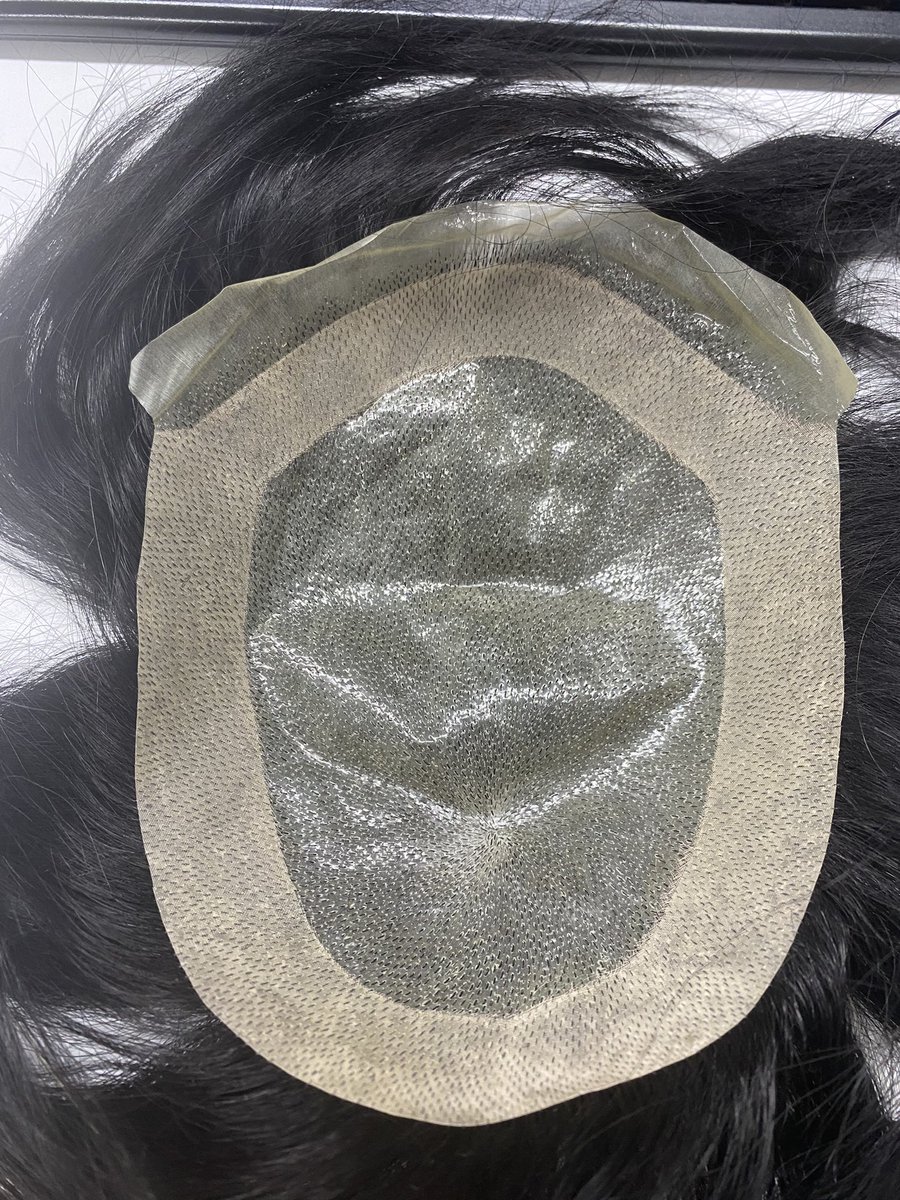 極薄PUの既製品メンズかつらが仕上がっておりました。
周りはPU補強でついておりますので、安心着用もできます。
自然に植毛のため地毛のように見えますので、ぜひご検討をいただきますようお願い致します。
#ウィッグ  #増毛 #部分ウィッグ #薄毛 #フルウィッグ #医療用ウィッグ #医療