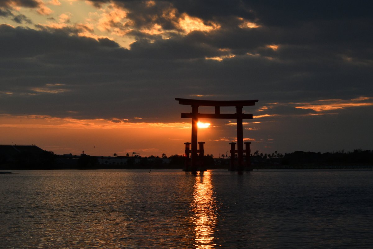 2025年12月17日
浜名湖
弁天島
December 17, 2025 Lake Hamana Bentenjima