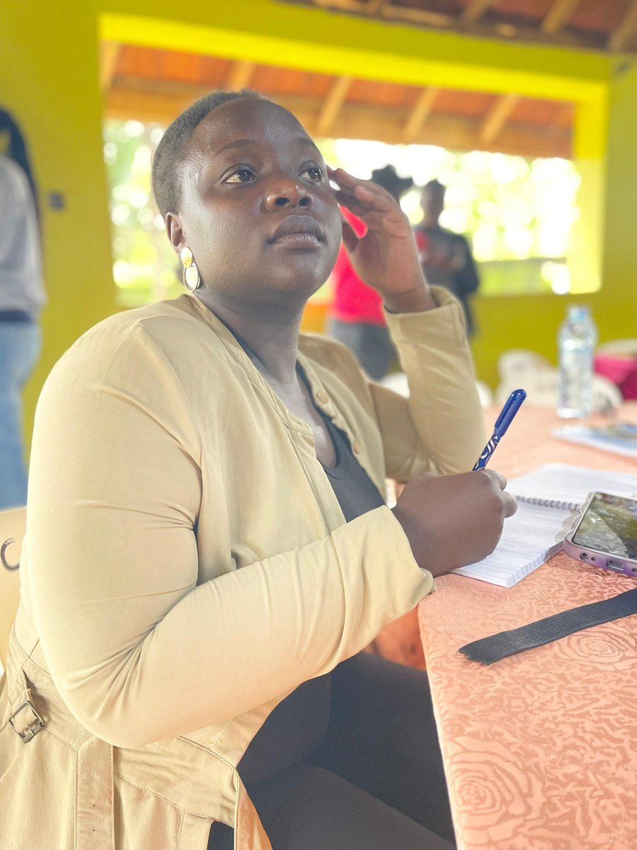 Edith the Poet🦋 tweet media