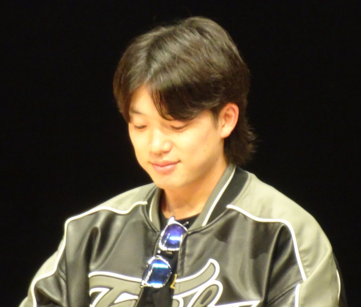 itochan0325's tweet photo. 2025.12.16
そまひでチャリティートークショー
ひでき🐟
ピントがブレてるのあるけど、かわいいから載せる🤭
#FUNSTEP https://t.co/7SVrT5uB5C