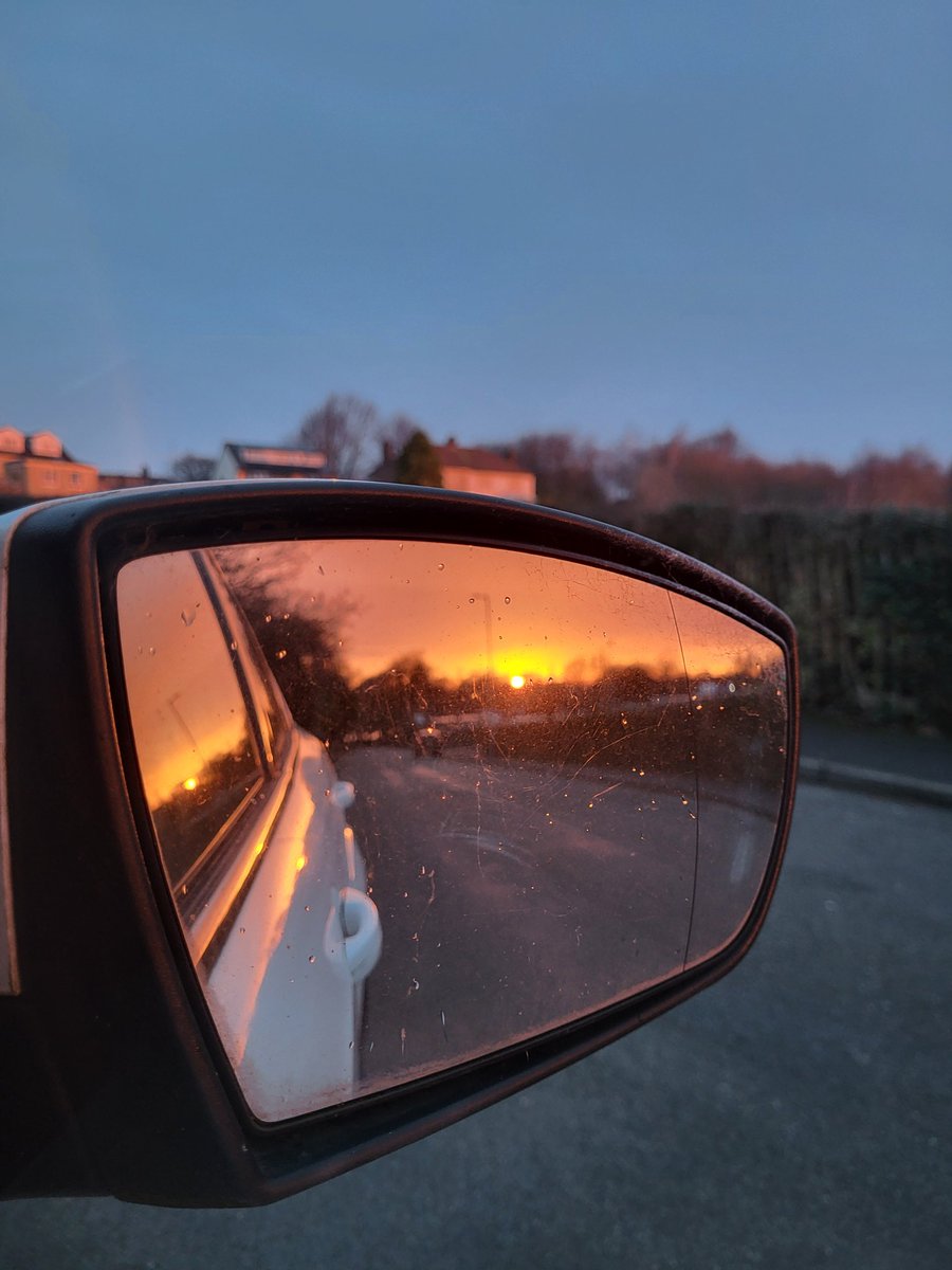 Alpine Glass Ltd tweet media