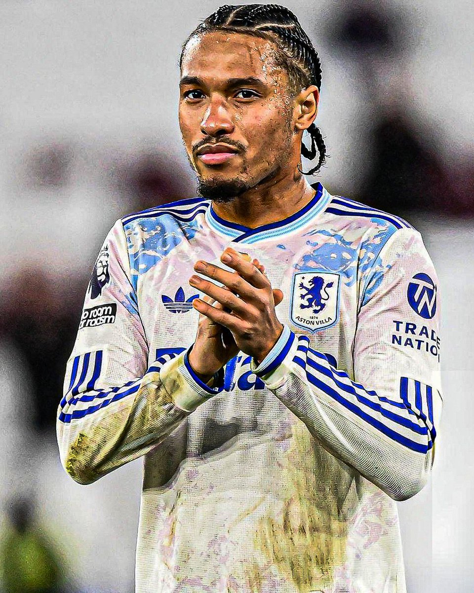 Boubacar Kamara is the only midfielder in the Premier League this season with:

◉ 20+ accurate long passes
◉ 20+ tackles won
◉ 20+ possessions won 
◉ 20+ aerial duels won 
◉ 20+  fouls won 

Absolute star! 

#AVFC | <a href="/Squawka/">Squawka</a>