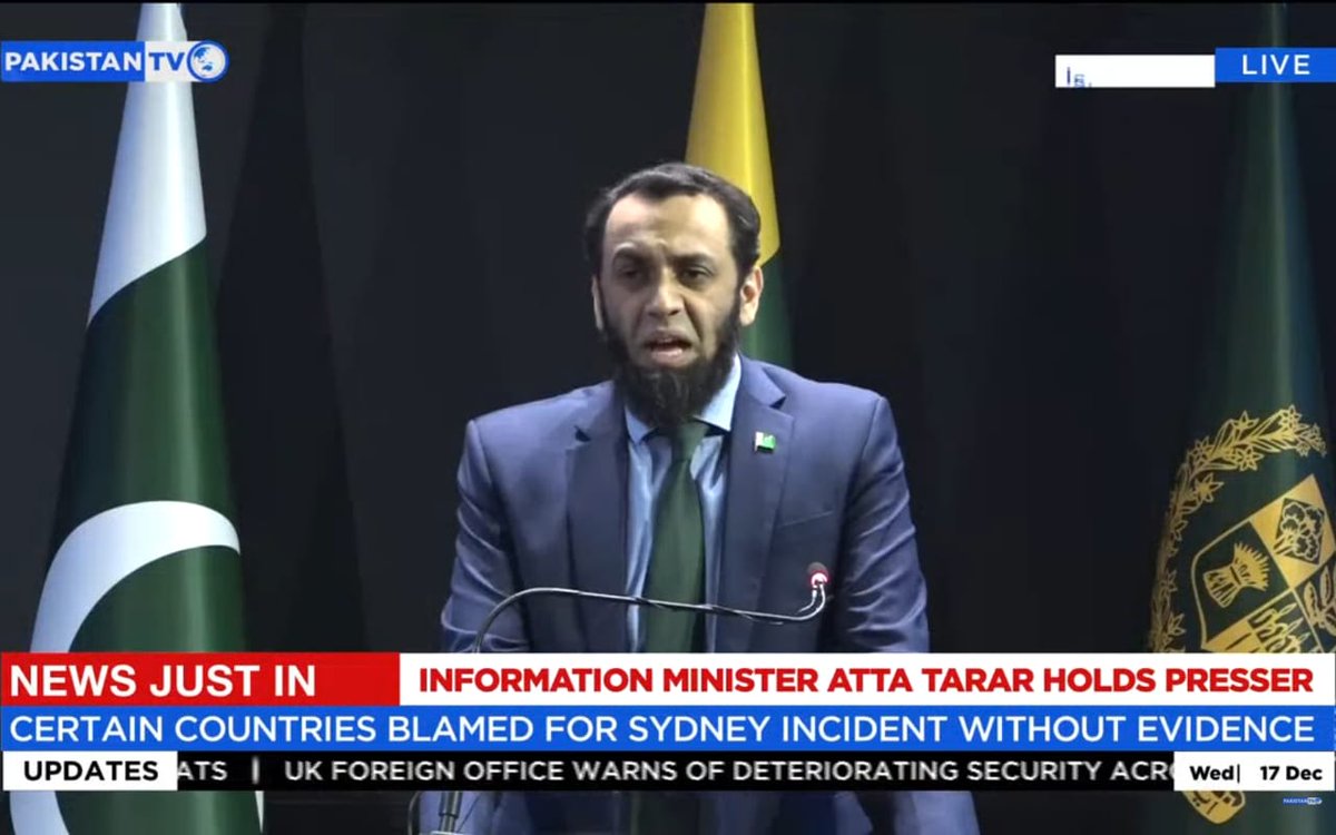 PakTVGlobal's tweet image. Information Minister Attaullah Tarar holds a media briefing on the false campaign launched against Pakistan following Sydney's Bondi Beach attack.
@TararAttaullah 
@MoIB_Official 
#SydneyAttack #bondiattack #misinformation #indiapropaganda #Pakistan #PakistanTV #PakistanTVGlobal