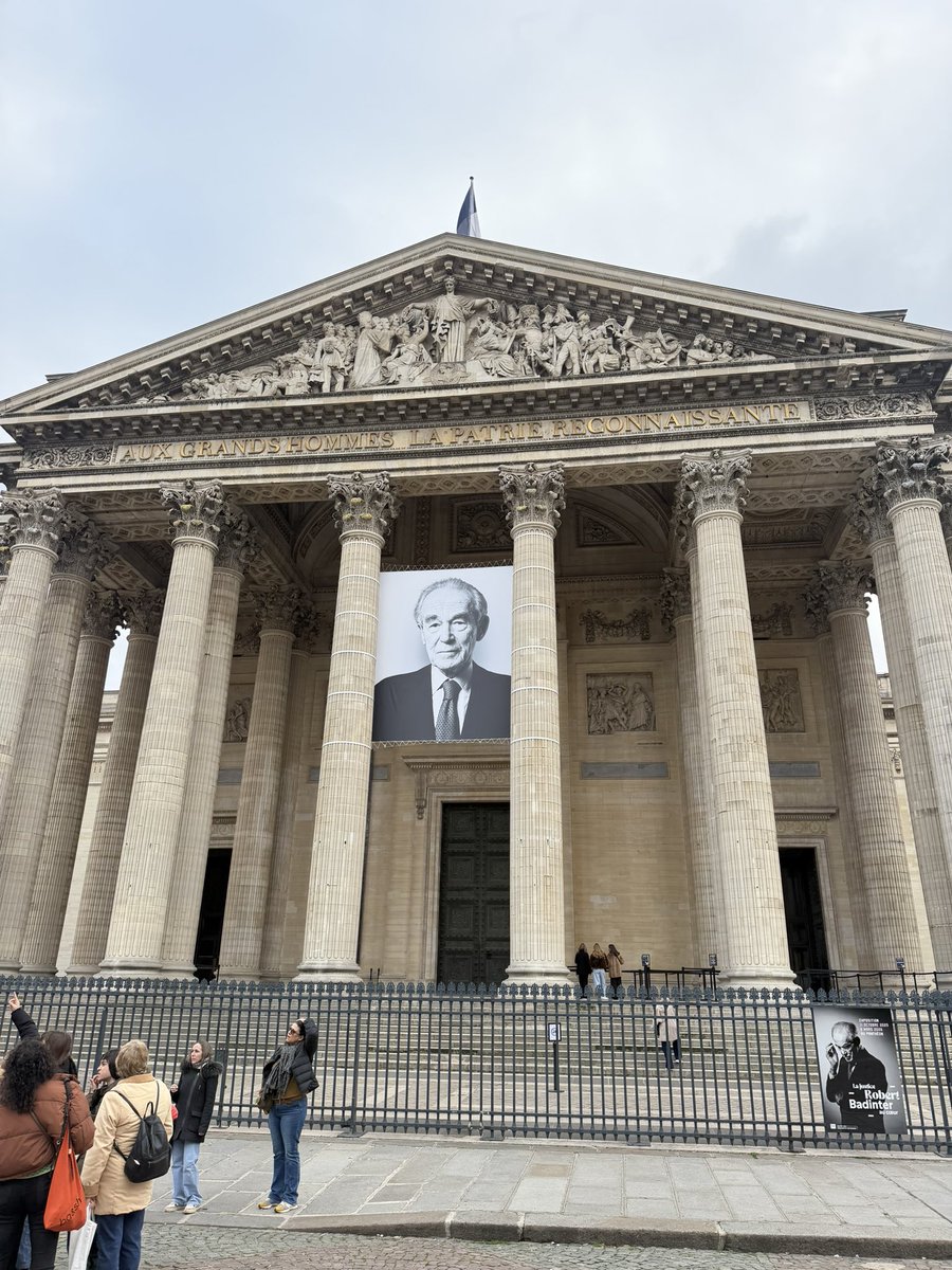 Robert #TeamRobert tweet media