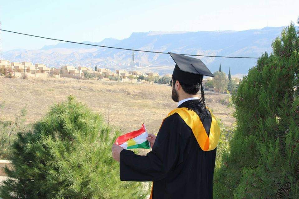 Kovan_Sindiy's tweet photo. هـەر بـەرزو بـلندبت ئـاڵاێی وەڵاتی من https://t.co/14Y00f3P6g