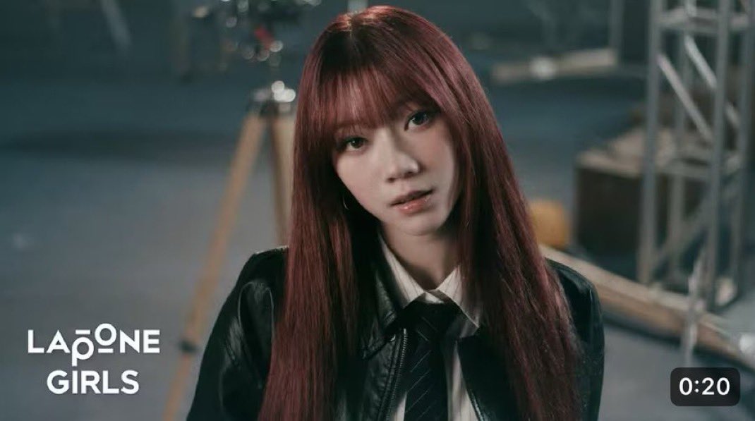 ❆🕯✮ ₊✧ ˚ 🦢・₊✧ ✮🕯・:*:｡❆・ #ISSUE #RINO #坂口梨乃 IS:SUE