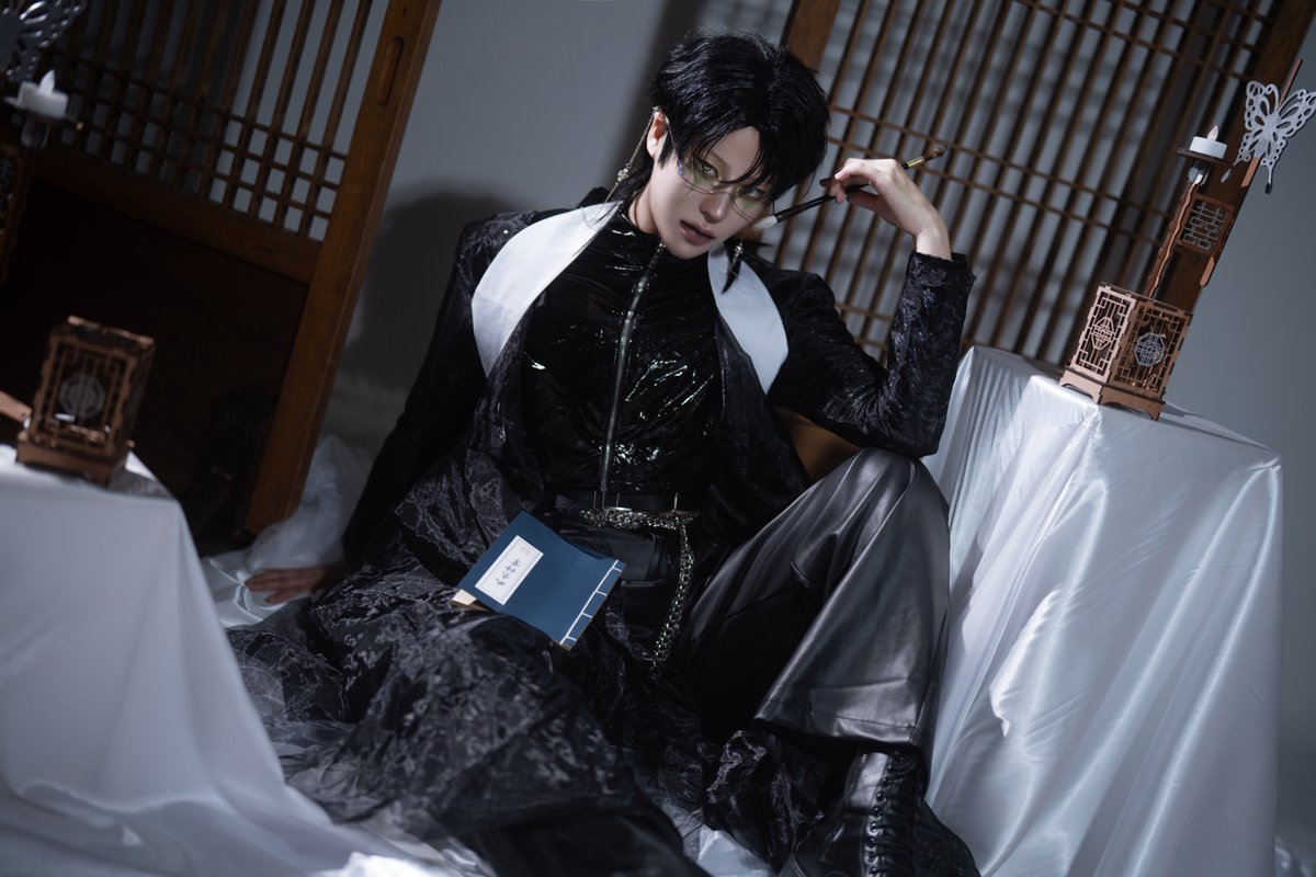 ixizn_'s tweet image. 1차 신선 컨셉 일일 펍            
극락 컴퍼니 (@paradisec0mpany) 사진 협력                      

현무사단, 진현우 (@HO_YA__)