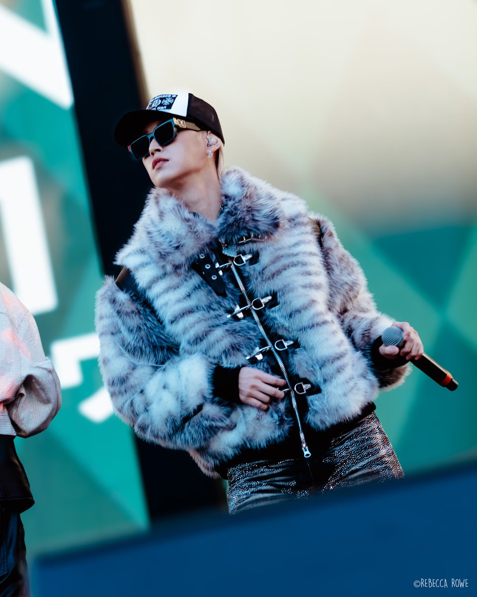 Rebecca Rowe tweet media