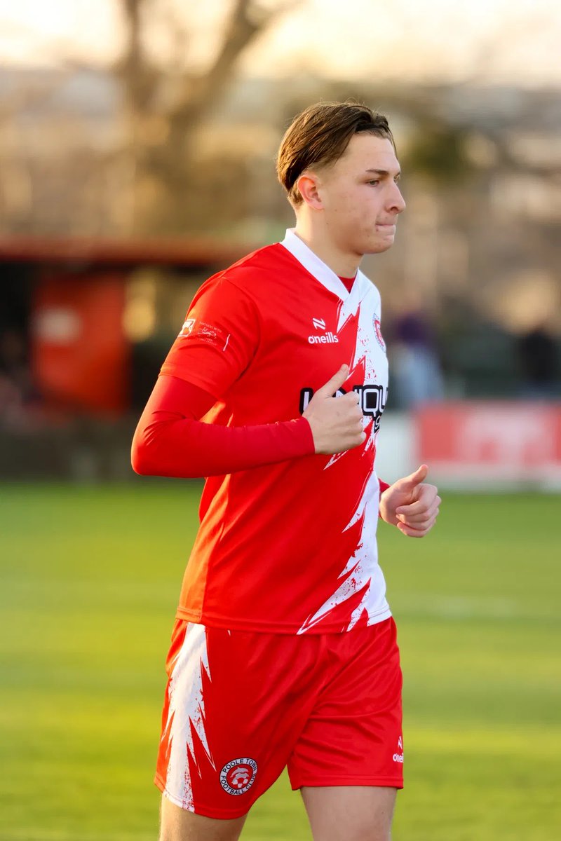 Poole Town FC 🐬 tweet media