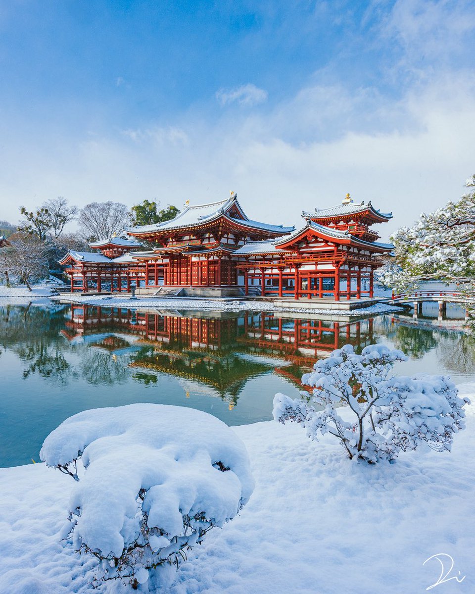 usalica's tweet image. 雪化粧の平等院鳳凰堂❄️