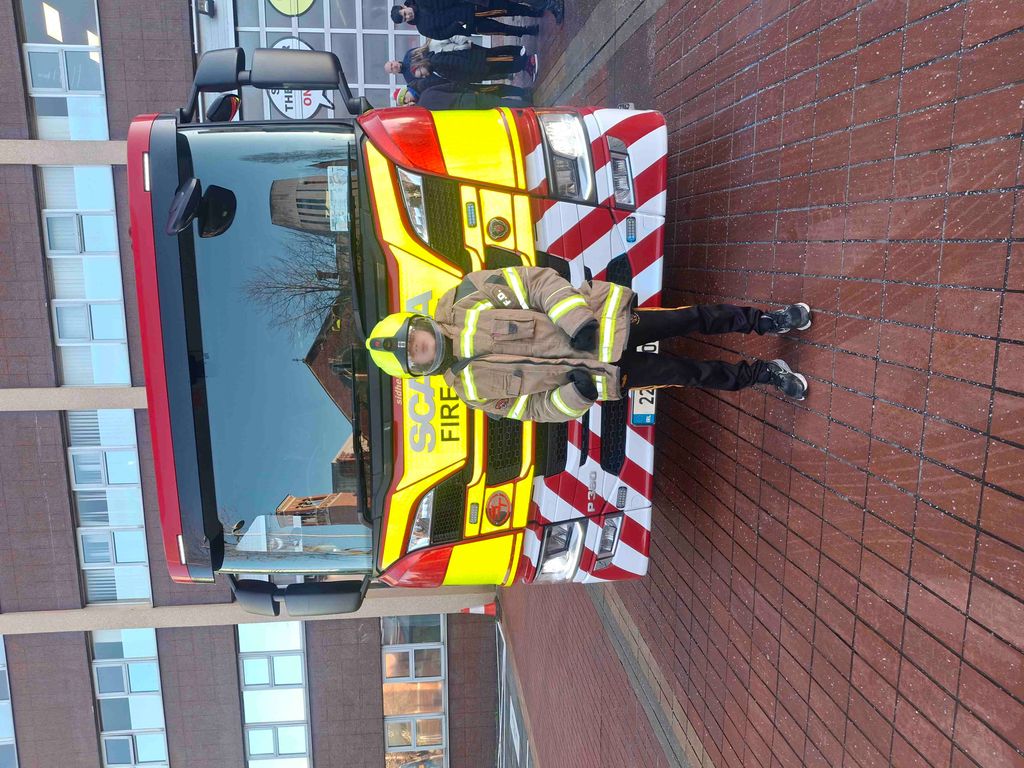NanoNagleCol's tweet photo. Some of our students visited the Anglesea St. Fire Station yesterday to inspect the fire engines.They were also able to engage in very interesting conversations with some of the staff and were given demonstrations on how to use all their equipment safely.Great fun was had by all. https://t.co/VYE88KkRLo