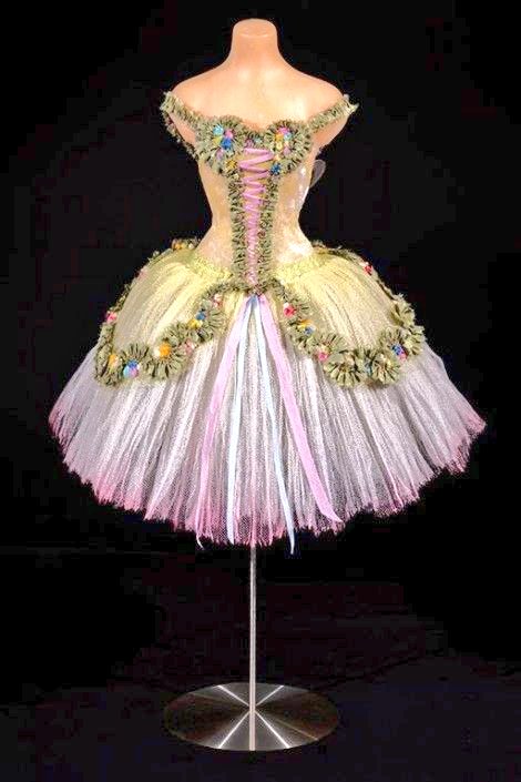 Creo que no he estado más nerviosa en toda mi vida. Hasta el 12 de febrero, seré el Hada de Azúcar.

Lo... lo he conseguido.