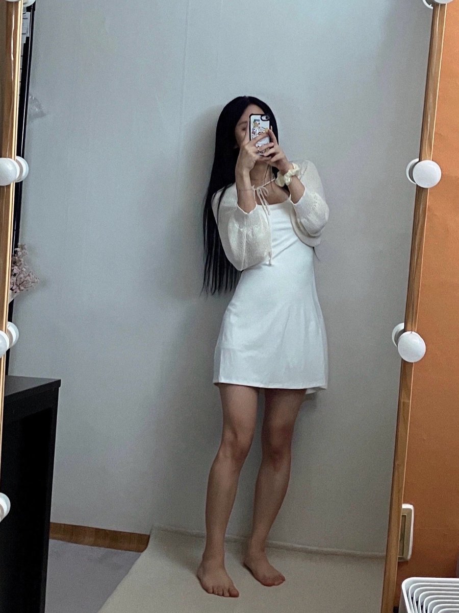 hellojeeeun's tweet image. 이거 입고 차돌짬뽕 먹으러 감~