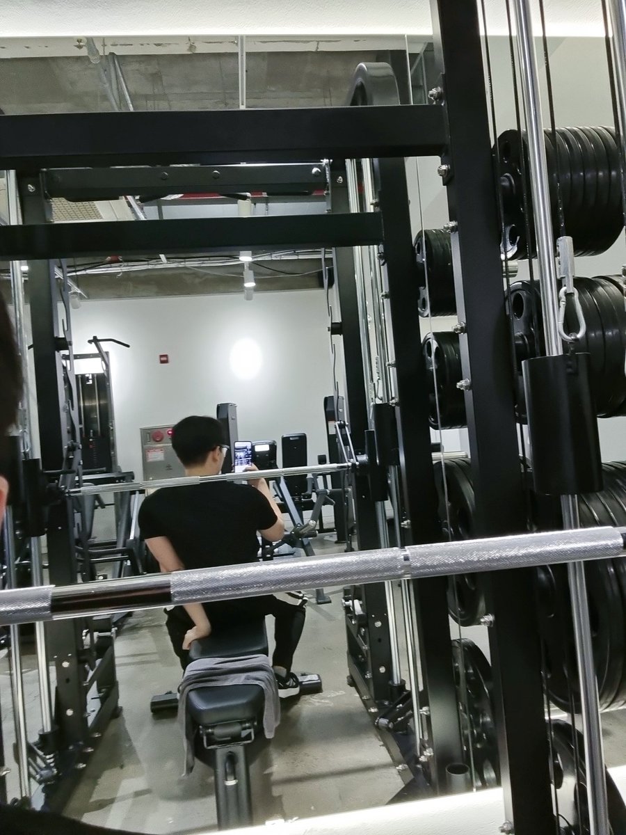 살은 쪗지만 중량은 늘지 않는다