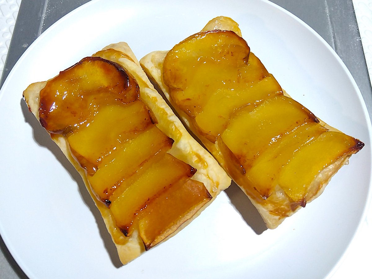panaderia_sena's tweet photo. ～逆さアップルパイ～

#アップルパイ
#デニッシュ https://t.co/SsJJQgvE4x