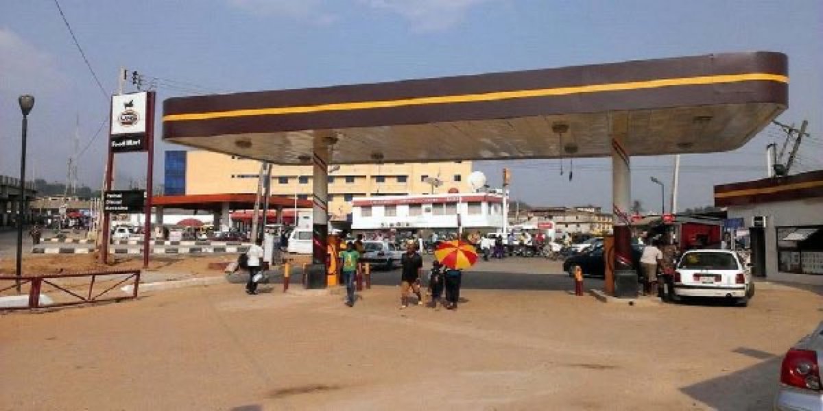 NigeriaStories's tweet image. BREAKING: MRS Oil Stations Begin Selling Petrol at ₦739 Per Litre