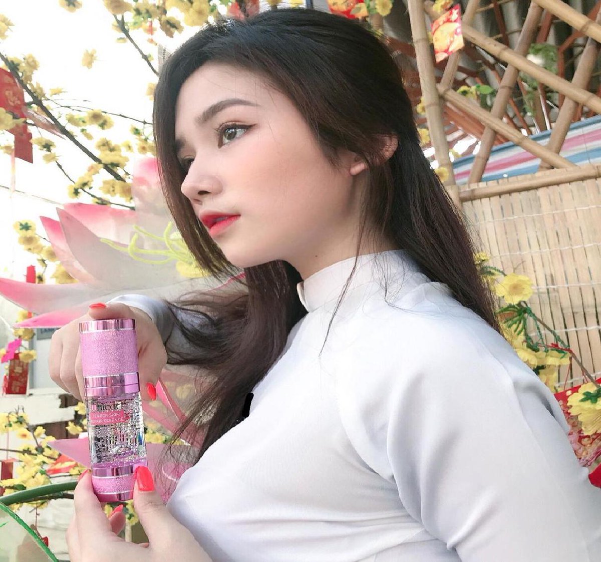 Mark Lewis tweet media