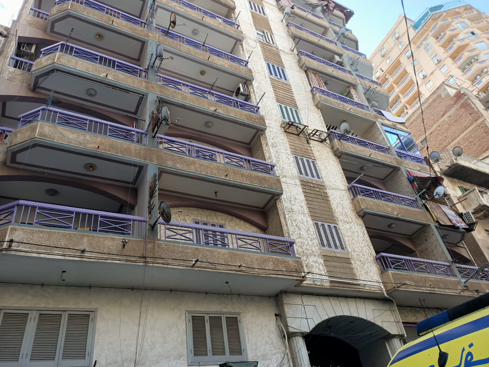 عاجل | صور أثار حريق شقة الفنانة نيفين مندور بالإسكندرية 