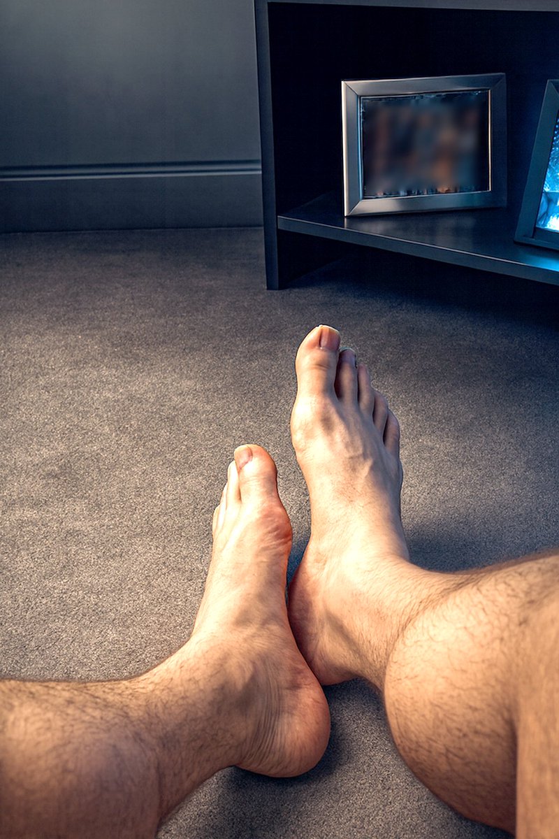 MonsterFootFela's tweet photo. Size 14 confidence with minimal effort — these British soles do all the talking. See my profile for my free OnlyFans. https://t.co/oNhFXTzcZg
