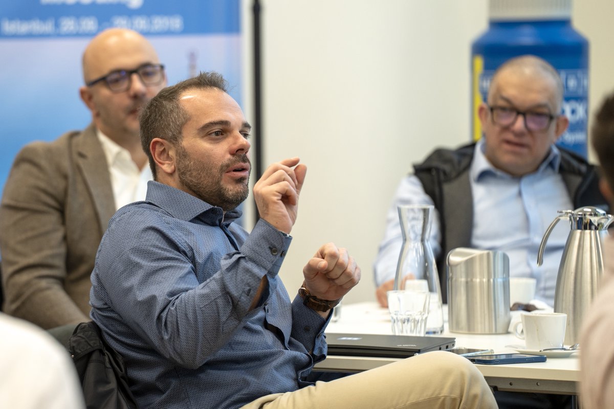 Every year in December, we hold our winter #conference at our headquarters in Münster to plan for the next year ☺️
Vor einigen Tagen hatten wir unsere alljährliche Wintertagung an unserem Hauptsitz in Münster, um das neue Jahr zu planen ☺️
#weicon #adhesives #industry #team