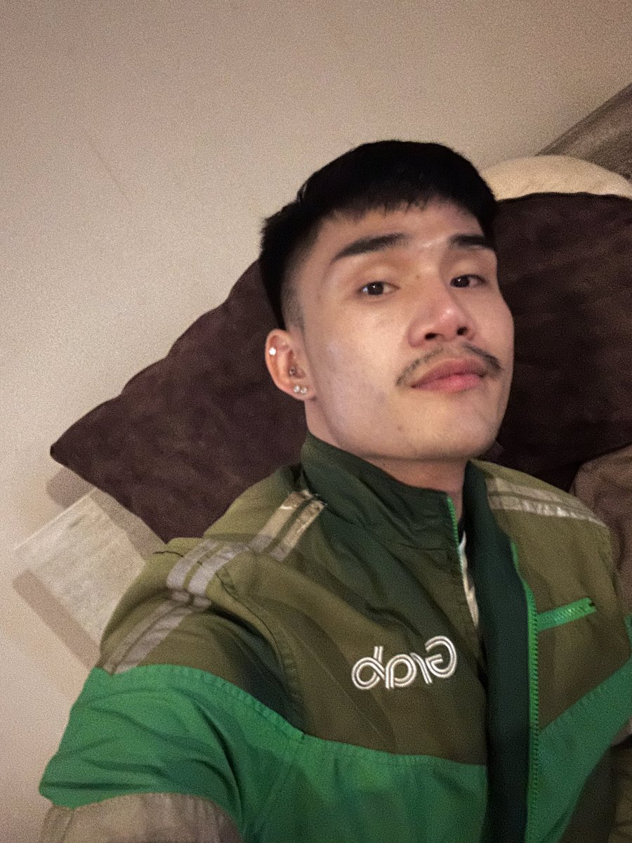 เทพบุตร ควยใหญ่❄️❄️ tweet media