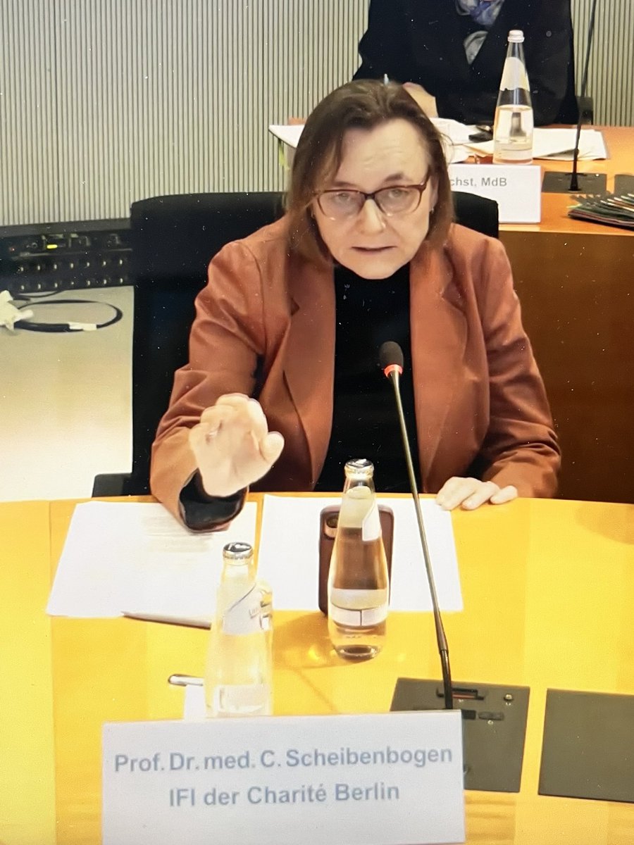 GrandeBettina's tweet image. Ein Meilenstein im Fachgespräch des Bundestags
„Nationale Dekade gegen Postinfektiöse Erkrankungen“:
@C_Scheibenbogen verkündet den Einstieg von
@sanofiDE @SanofiUS in die gemeinsame #MECFS-Forschung.
@BundesregDE @BMG_Bund @bmftr_bund