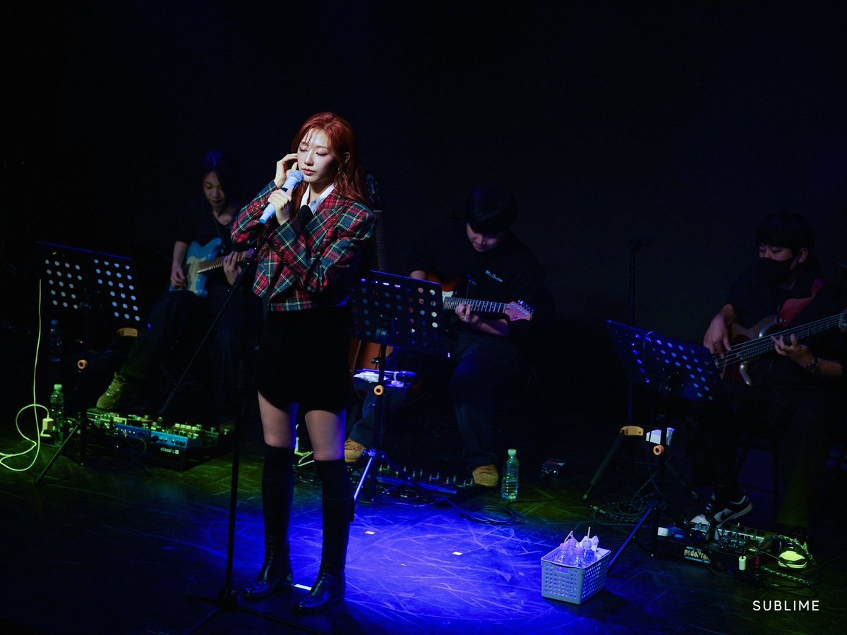 with_SUBLIME's tweet photo. [정예인]

2025 YEIN 1st SOLO CONCERT【IN the Frame】#1
｜콘서트 현장 Behind ꕤ

#정예인 #JEONGYEIN
#2025YEIN1stSOLOCONCERT #INtheFrame
#써브라임 #SUBLIME https://t.co/dcwlcEpp3s