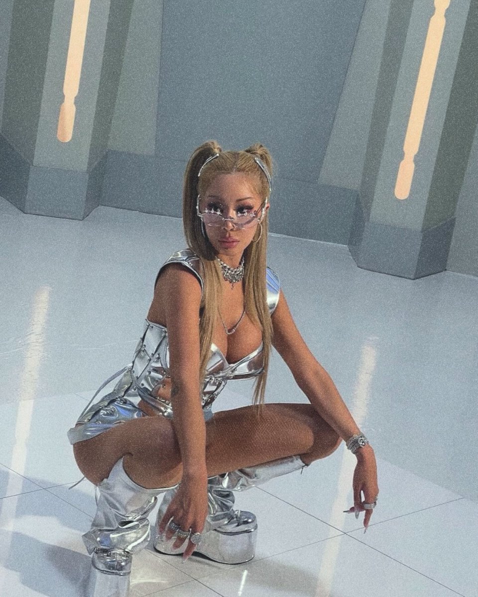 happiest birthday to my queen #jessi