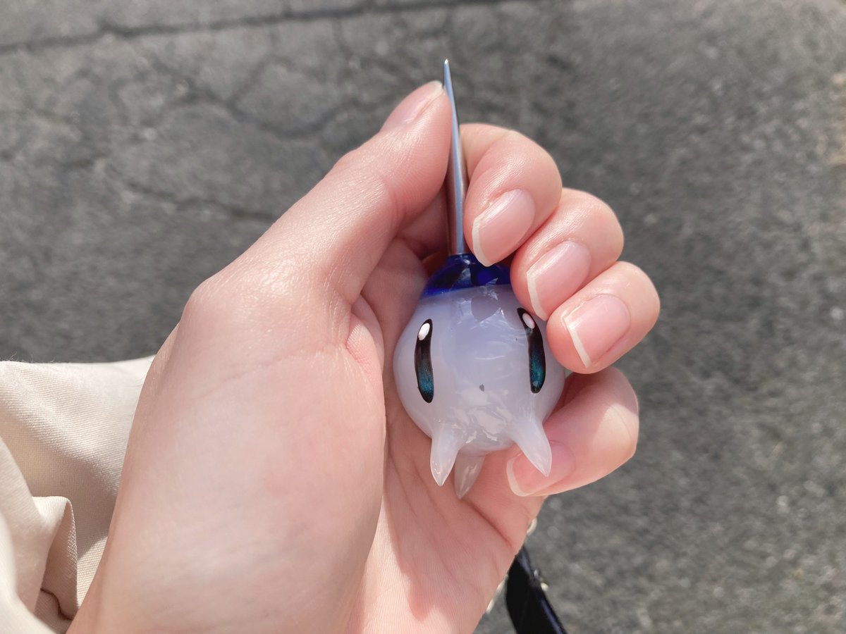 toumeinakago's tweet image. 出勤とか嫌な時、ツルツルを握ってツルツルとしてると安心する(◜ᴗ◝  )握られ係