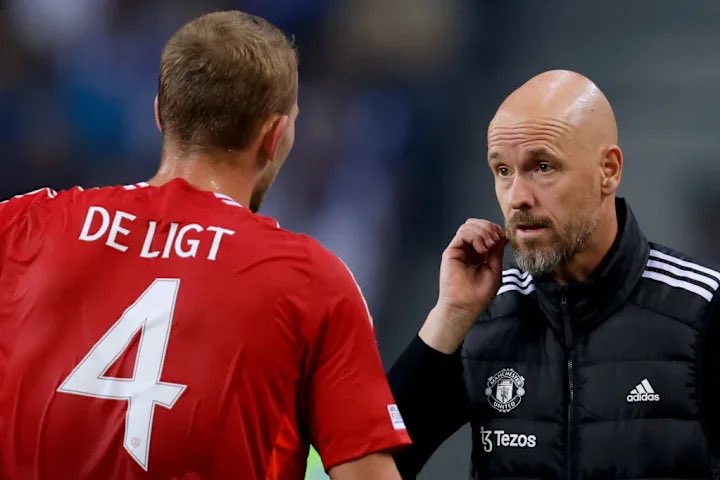 AmorimEra's tweet image. 🚨🇳🇱 | NEW:

Erik ten Hag was told Matthijs de Ligt would NOT be a natural fit for Manchester United - the recruitment team labelled him ‘a Dutch Harry Maguire’ - but the manager put his foot down and the club paid £42M for him. 

[@MailSport]