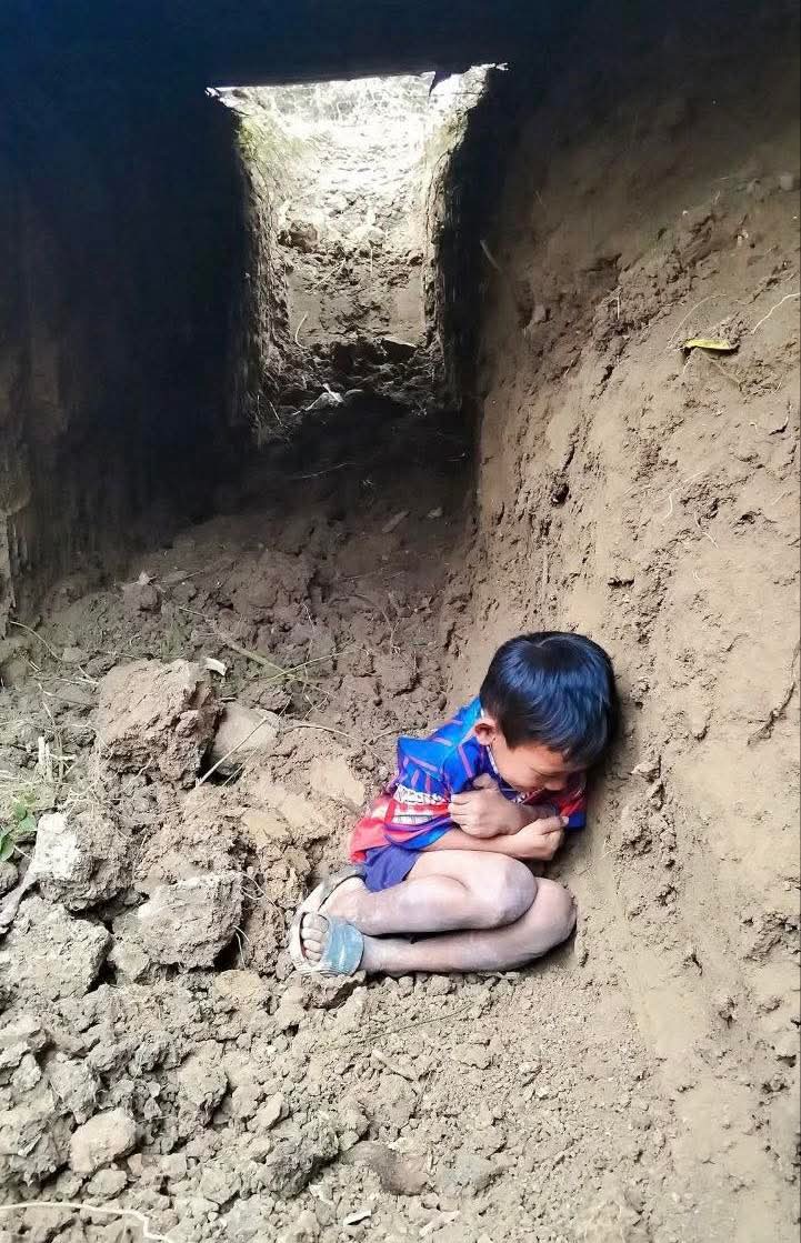 borypun's tweet image. Thai f16 destroyed temple, school, hospital and civilian