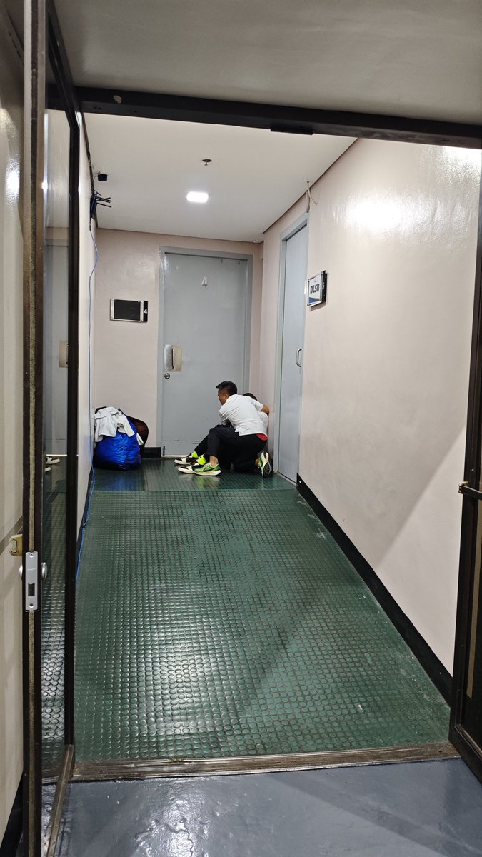 UAAP | LOOK:

In a rare moment of emotion, La Salle head coach Topex Robinson cries alone by the Green Archers locker room minutes after his team became the lowest-seeded team in 11 years to capture the UAAP men's basketball championship at rival UP's expense.

#UAAPSeason88