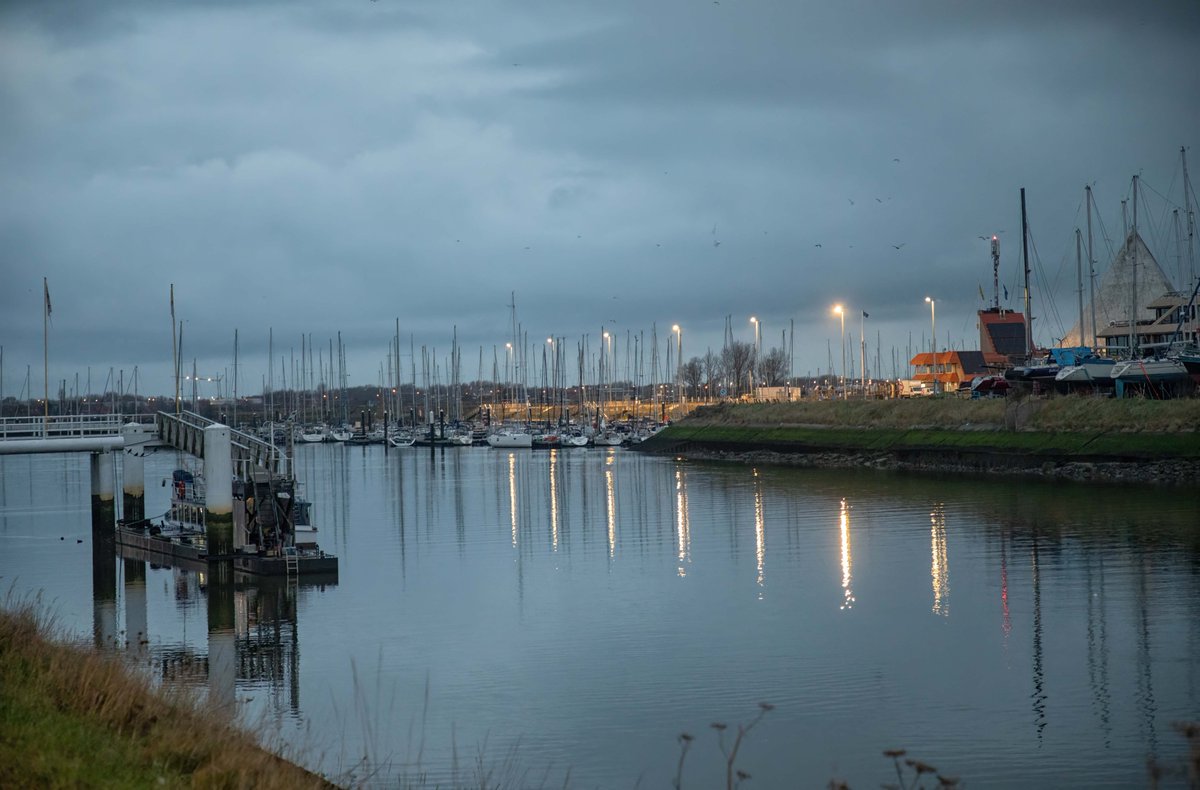 #vrtweer <a href="/FocusWTV/">Focus & WTV</a> <a href="/BuienradarBE/">BuienradarBE</a> <a href="/visitnieuwpoort/">visitnieuwpoort</a> <a href="/StadNieuwpoort/">Stad Nieuwpoort</a> Nieuwpoort 17 dec om 8u32'.