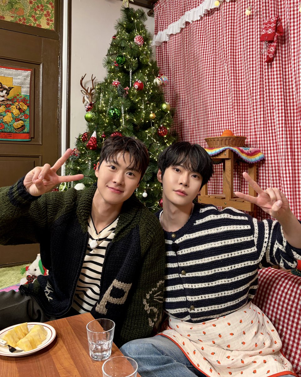 NCTsmtown's tweet image. thx my friends ᕷ˖°🎁

#DOYOUNG #도영
#늦은말 #DOYOUNG_늦은말 
#DOYOUNG_늦은말_Promise 
#NCT #NCT127
#JOHNNY #JUNGWOO 
#MAXCHANGMIN #TVXQ! #동방신기
#SEULGI #RedVelvet #레드벨벳
#JINYOUNG #GOT7
#JISOO #BLACKPINK 
#공명 #태하 #조나단 #박은태 
#땡스버디클럽 #ThanksBuddyClub