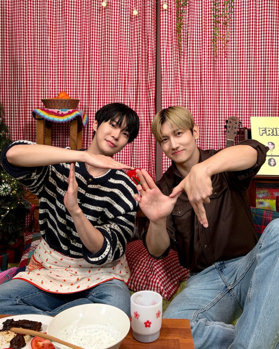 NCTsmtown's tweet image. thx my friends ᕷ˖°🎁

#DOYOUNG #도영
#늦은말 #DOYOUNG_늦은말 
#DOYOUNG_늦은말_Promise 
#NCT #NCT127
#JOHNNY #JUNGWOO 
#MAXCHANGMIN #TVXQ! #동방신기
#SEULGI #RedVelvet #레드벨벳
#JINYOUNG #GOT7
#JISOO #BLACKPINK 
#공명 #태하 #조나단 #박은태 
#땡스버디클럽 #ThanksBuddyClub