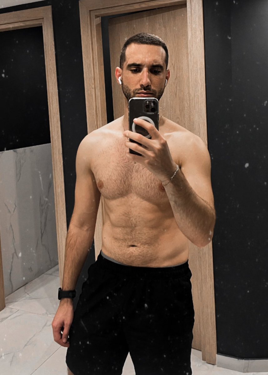 Dimitris Th tweet media