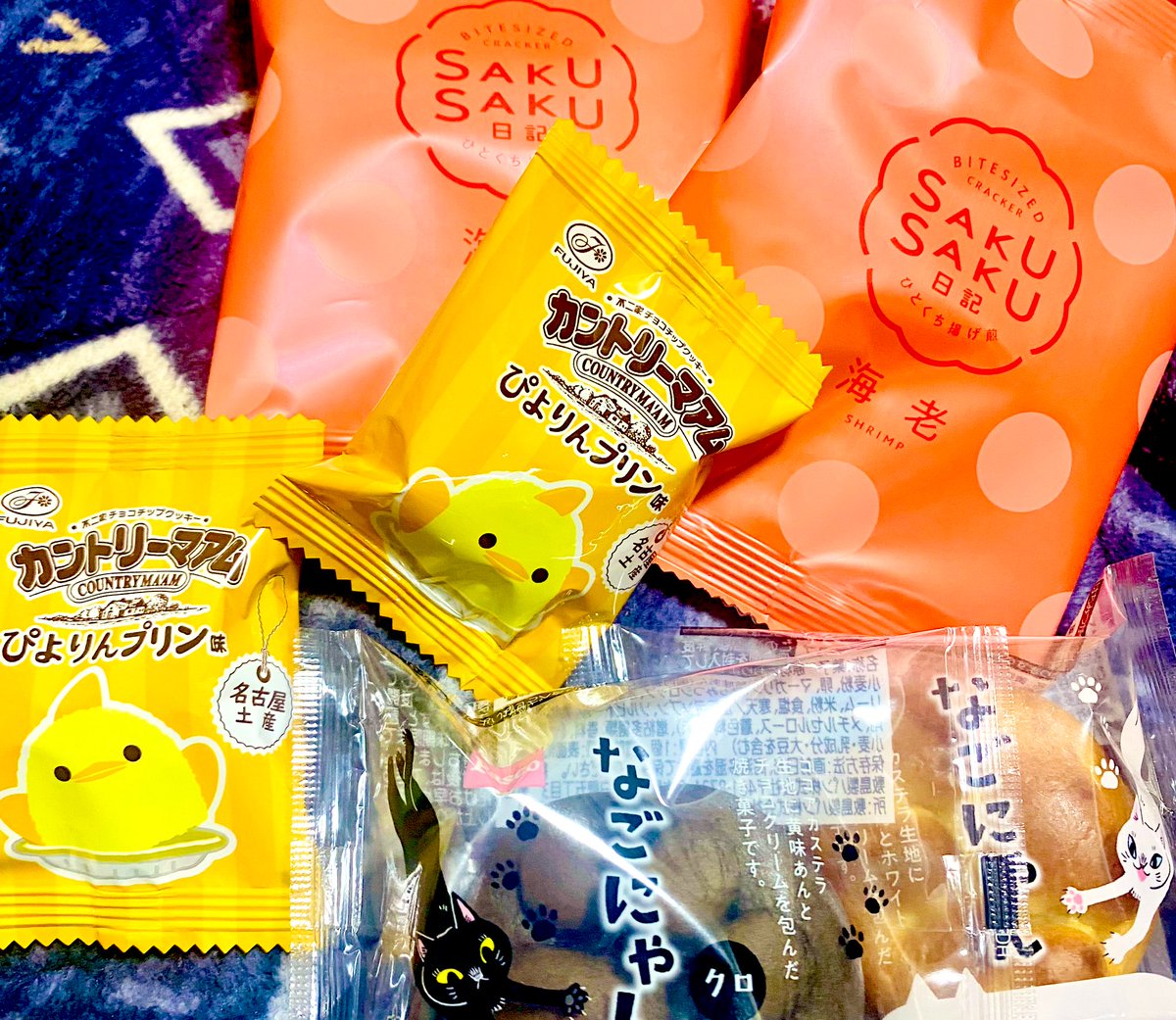 Kenshamorock_18's tweet image. JAM Project好きさんからの頂き物
好きな物ばかり♪
ぴよりんカントリーマアム旨い