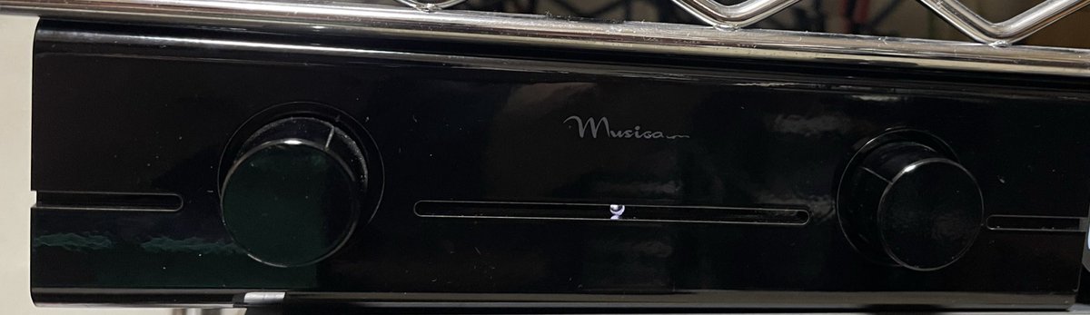 何となくフォノアンプを入れるとどうなるか興味があったので、界隈では