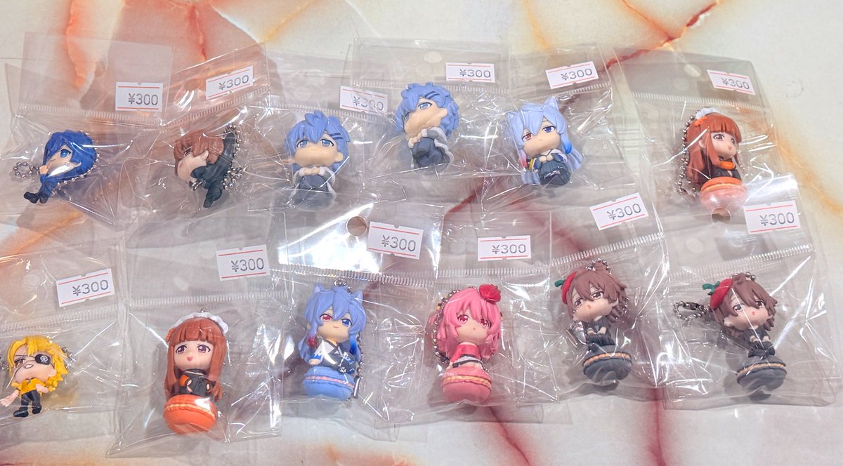 からぴち グッズなどが入荷してます⭕️ #カラフルピーチ #カラピチ