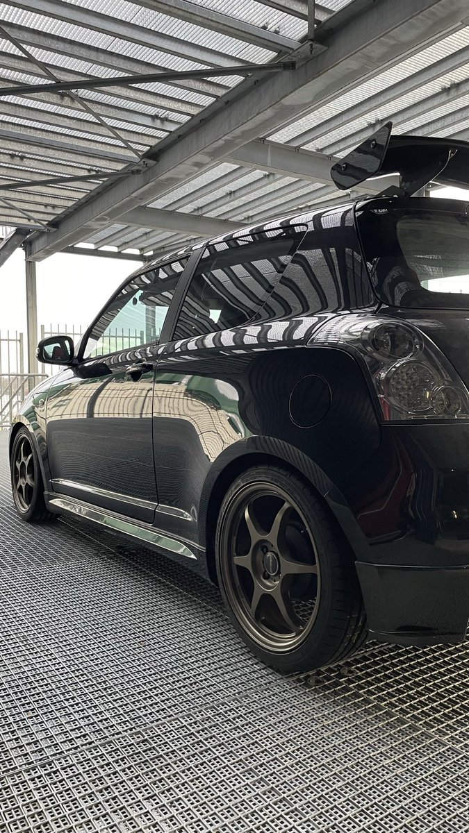 HighCo's tweet image. そこで出会ったのがP1-Racing SFホイールです。 16インチの方が良かったですが、それが現状です。 #buddyclub #zc21s #swifttribe #スイフト族の