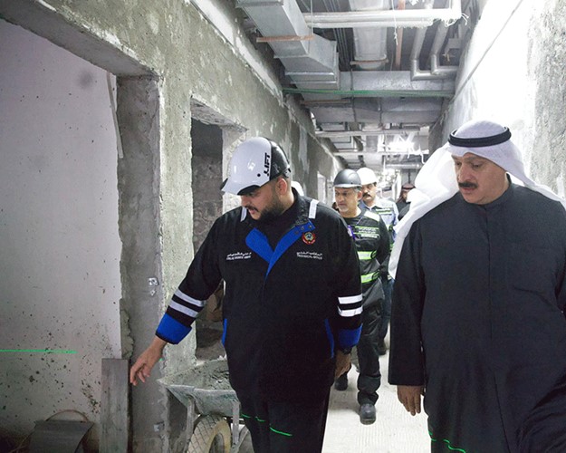 العوضي يطّلع ميدانيا على مشروع مركز التأهيل من الإدمان.. ويوجّه بسرعة إنجازه - المركز يضم مباني علاجية وفندقية ومختبرات طبية ومرافق صحية ورياضية ويوفّر منظومة علاجية متكاملة 