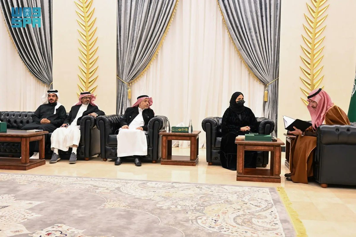 محافظ الطائف يستقبل رئيس سفراء جمعية الأدب المهنية.
spa.gov.sa/ar/w2468064
#واس