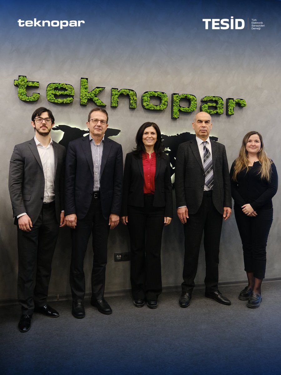 TESİD Yönetim Kurulu Başkanı Sayın Yaman Tunaoğlu ve kurul üyeleri, TESİD üyelik belgemizin takdimi amacıyla firmamıza ziyaret gerçekleştirmiştir.

Ziyaret kapsamında dijital dönüşüm ve sektörün geleceği üzerine değerlendirmelerde bulunulmuştur.

#TESİD #Teknopar