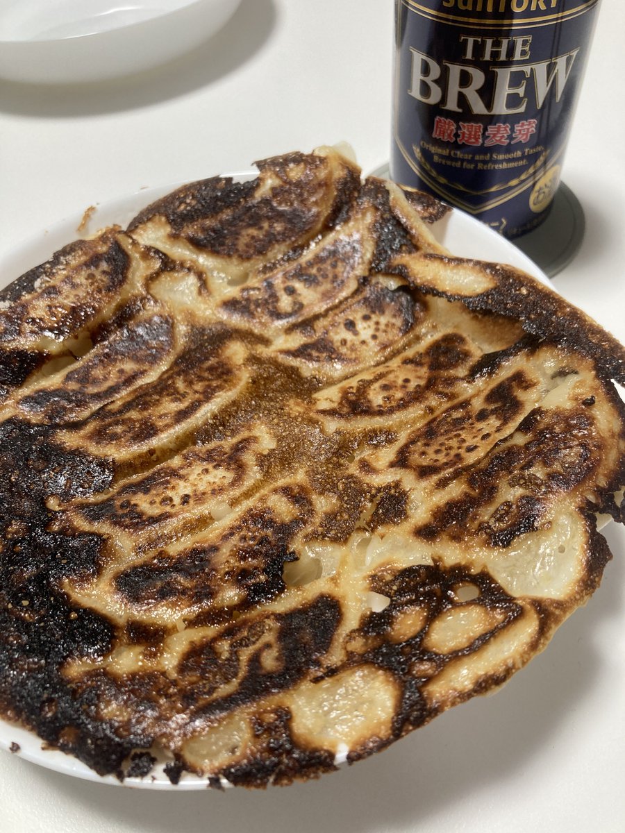 餃子焼いてもらった🍺

#あいすぴおうちごはん